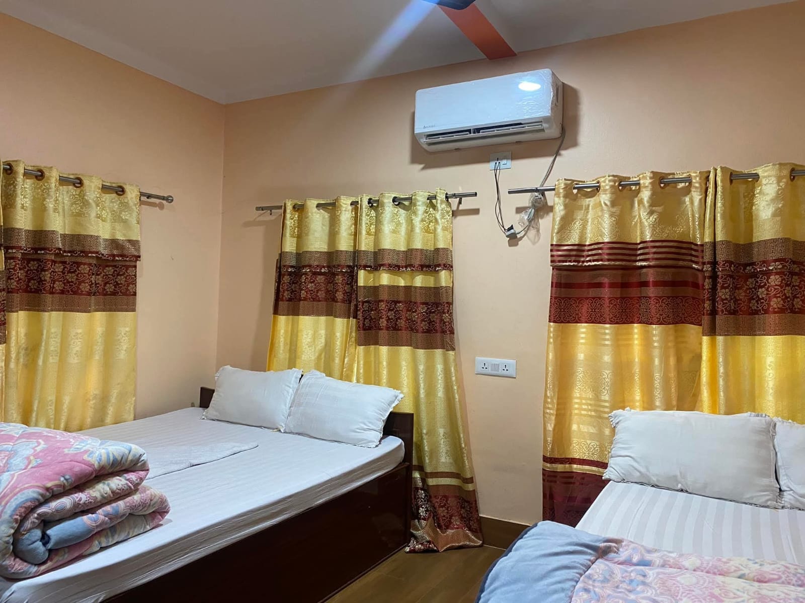 Comfortable Rooms with Premium Hospitality main visual